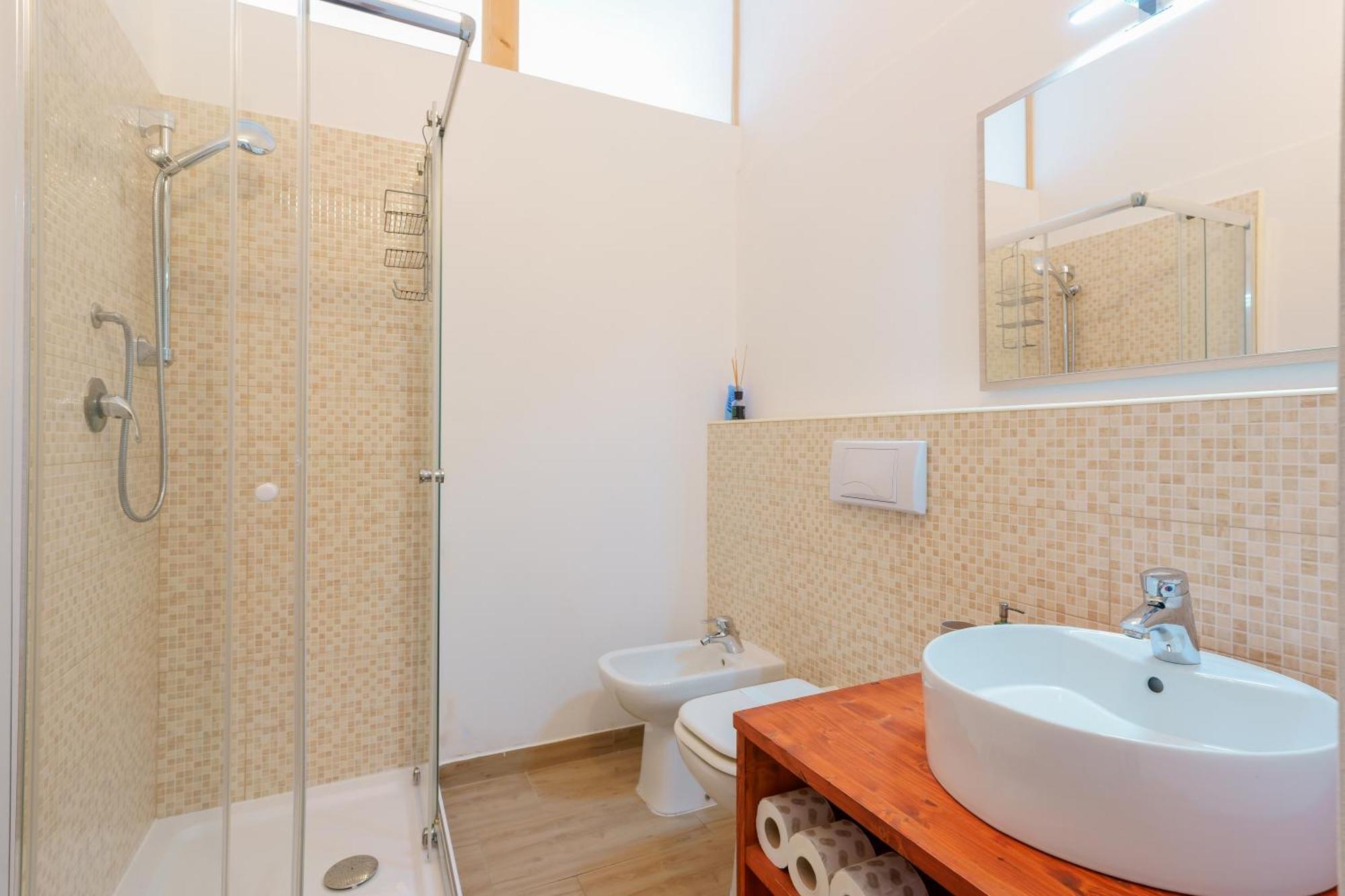 Bissenti Rooms Cagliari Esterno foto