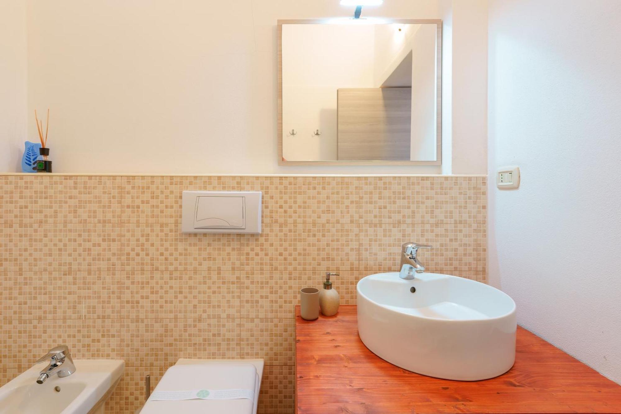 Bissenti Rooms Cagliari Esterno foto